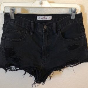 Black Hollister shorts
